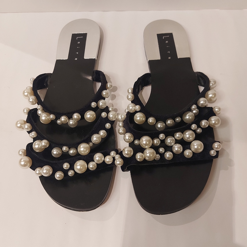 ❣️Ladies Leith flat sandals size 6.5 (#332)